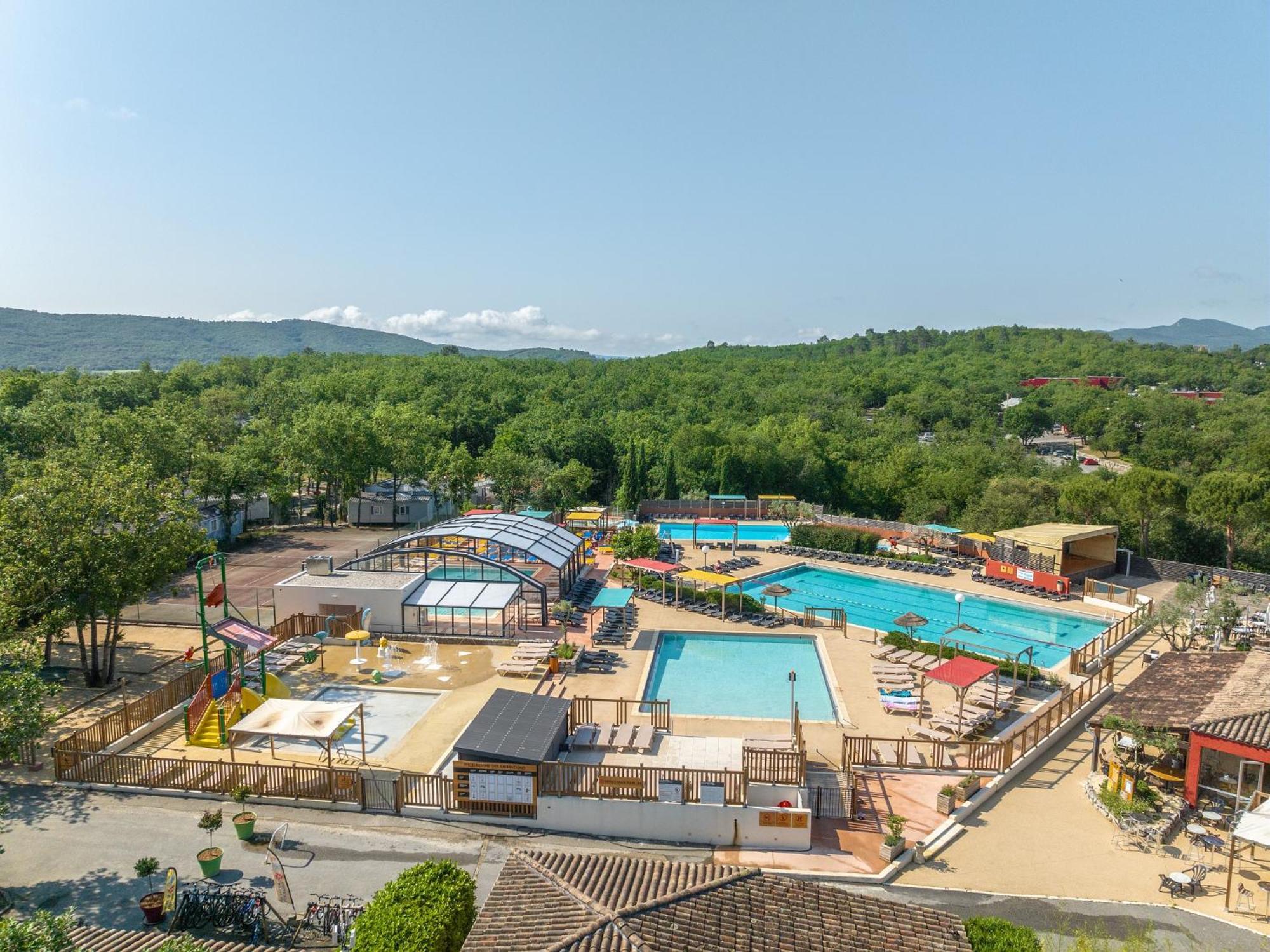 Camping Domaine De Chaussy Lagorce  Ngoại thất bức ảnh