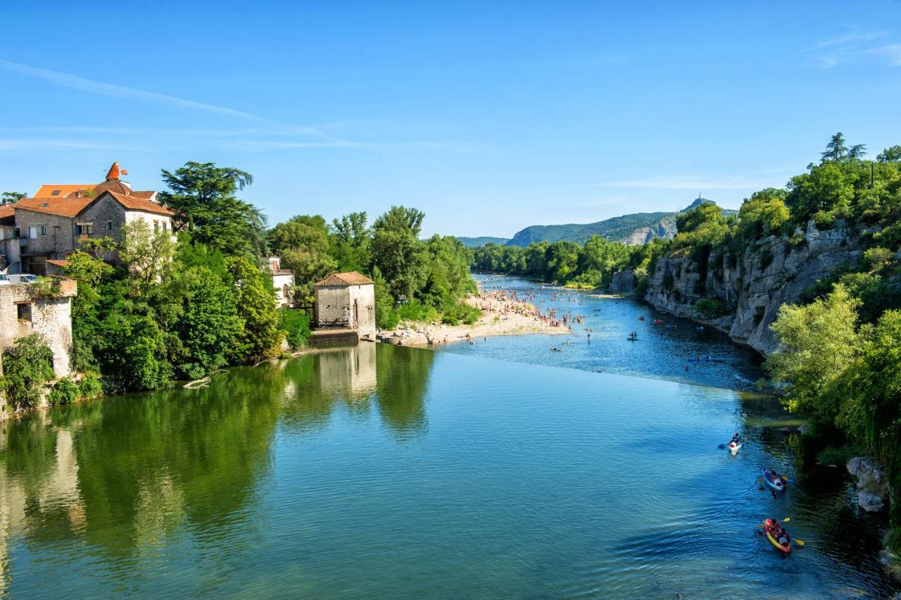 Camping Domaine De Chaussy Lagorce  Ngoại thất bức ảnh